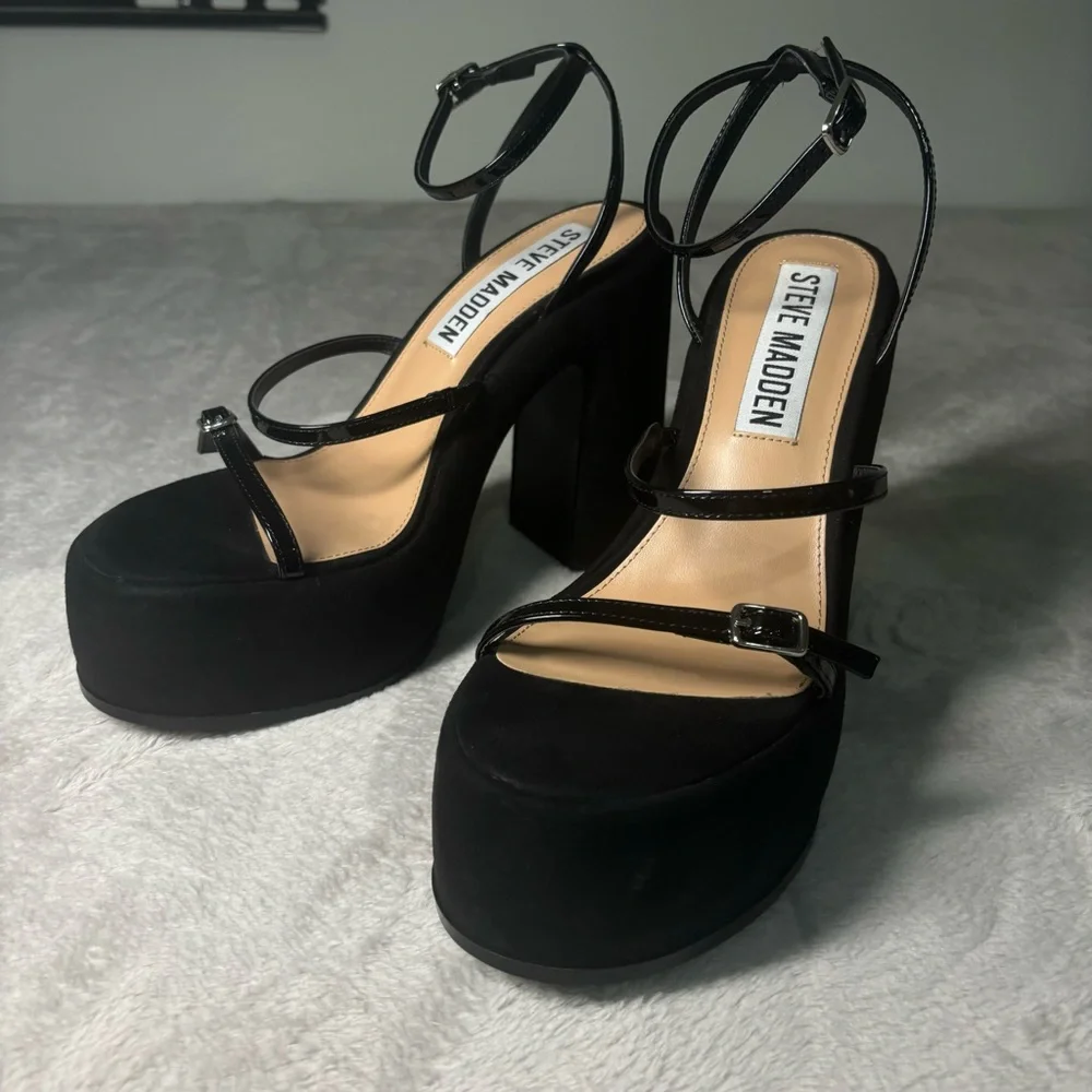 Steve Madden Black Suede Platform Sandals with Patent Straps